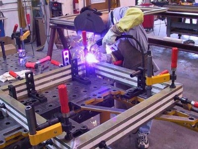 謝崗鈑金加工廠如何確保落料品質管理？
